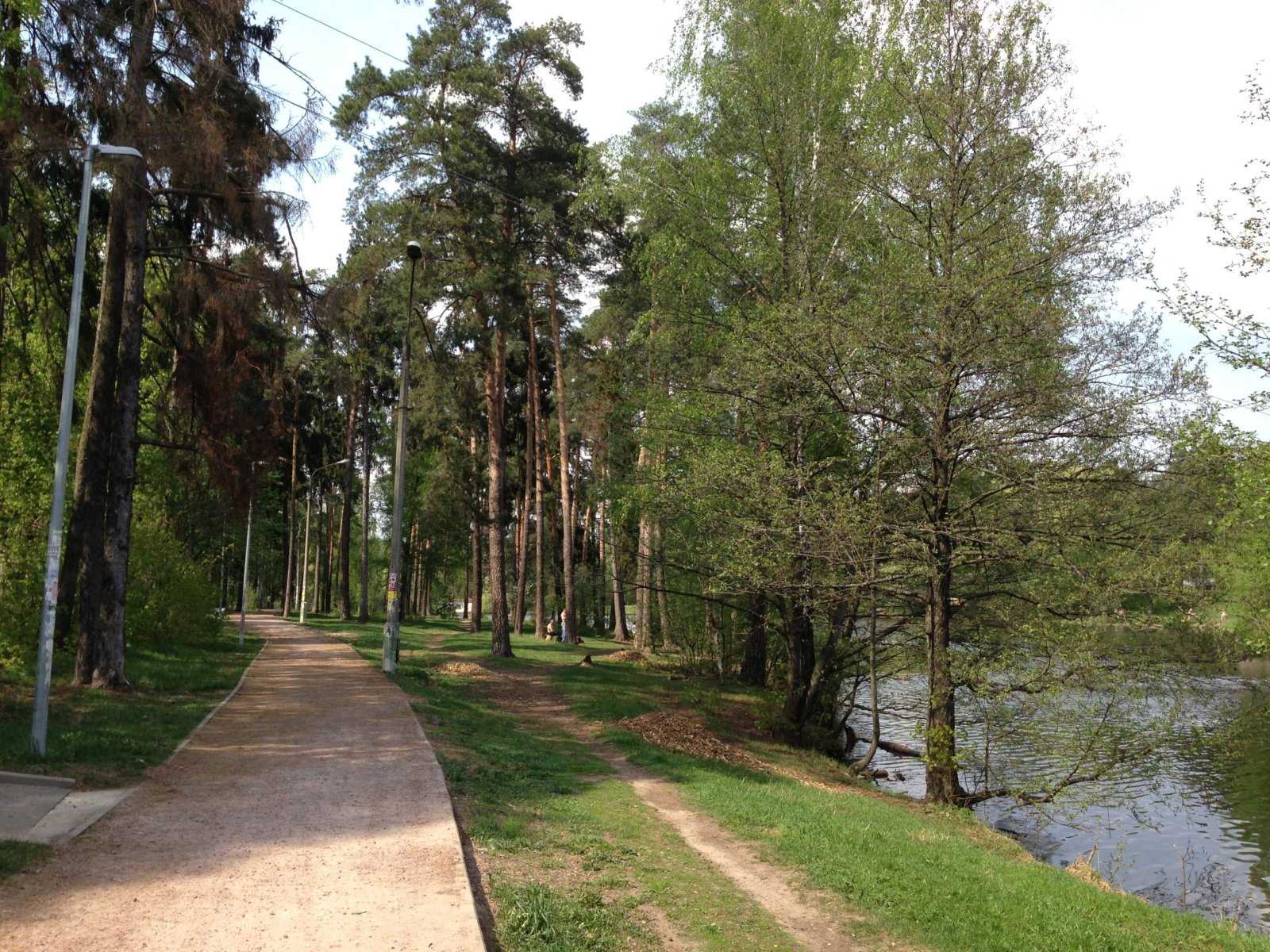 Г жуковский ул нижегородская. Кратово на ул. Нижегородская. Кратово Жуковский. Улица Нижегородская 28б. Жуковский ул Нижегородская дом 28 б.