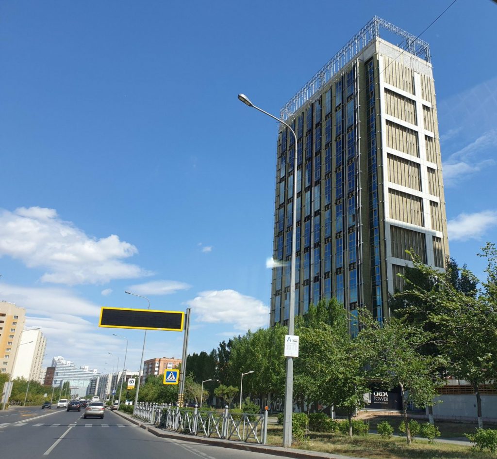 Астана сауран. Sauran Towers Астана. ЖК sauran Towers. Жилой комплекс «Орда». Сауран 10 в orda Tower.